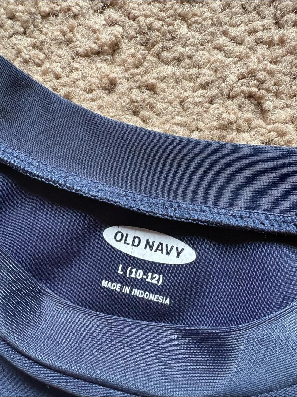 Old Navy Navy Blue Long-Sleeve Rash Guard with Blue Graphic